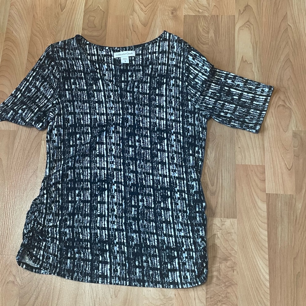Coldwater Creek Black and White Short Sleeve Top - Small